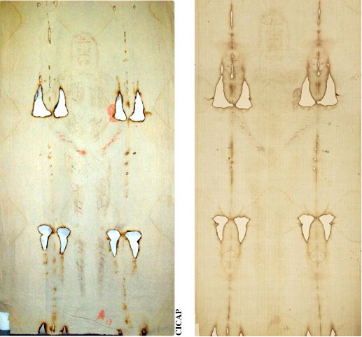 آثار الجسم من الأمام كما نراها بالعين المجرّدة، في كفن تورينو (إلى اليمين)،  وفي كفن غارلاسكيللي (إلى اليسار) .
